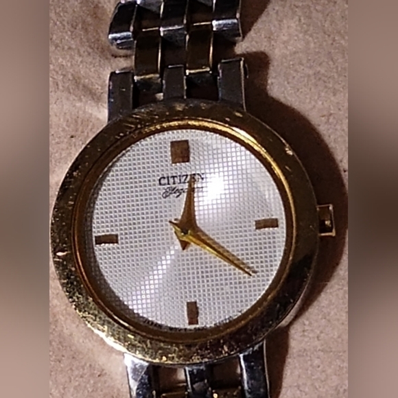 Vintage Citizen Elegance Signature Women's Watch - Picture 2 of 4